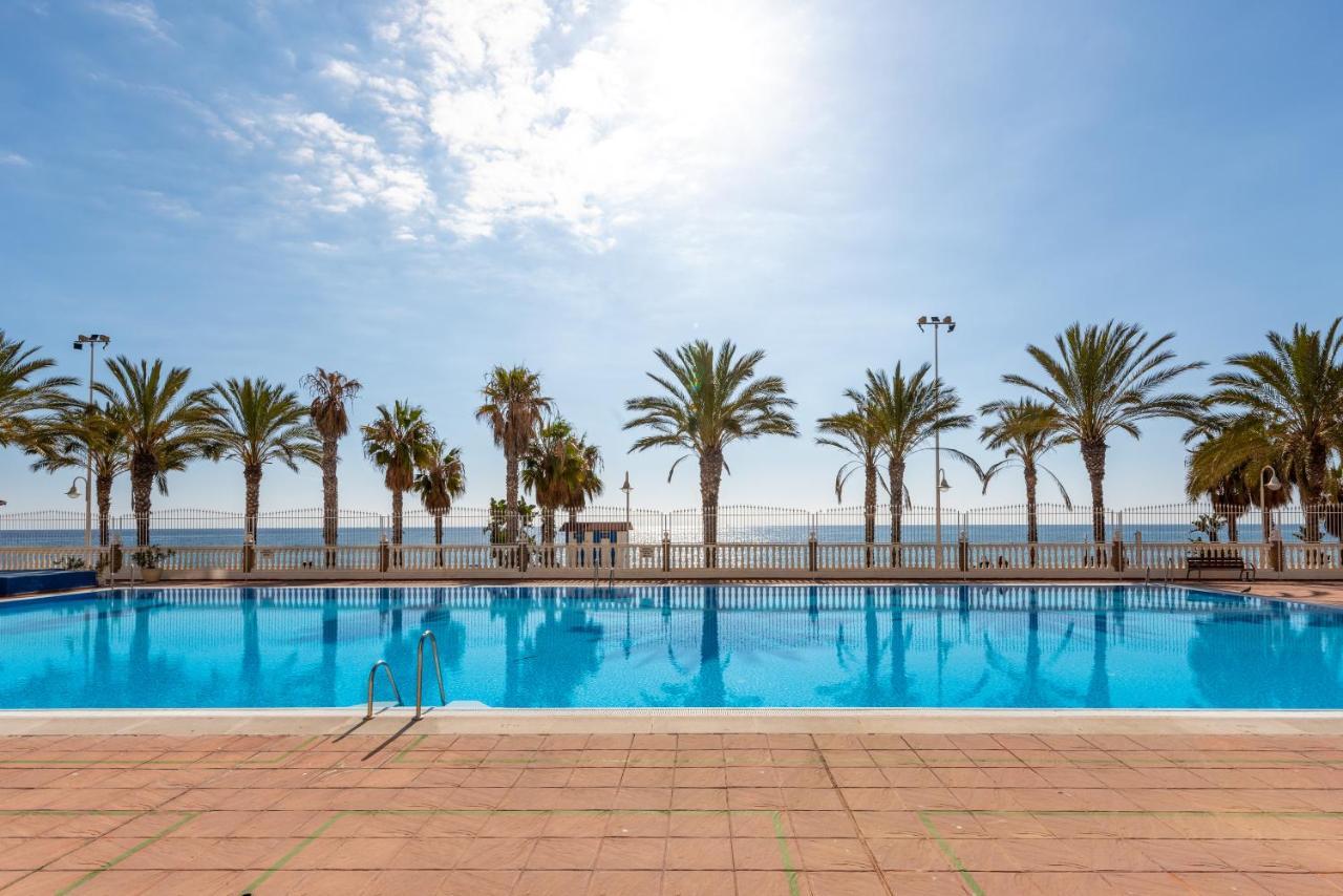 50 Mts Beach With Sea Views Pool ألغاروبو - كوستا المظهر الخارجي الصورة