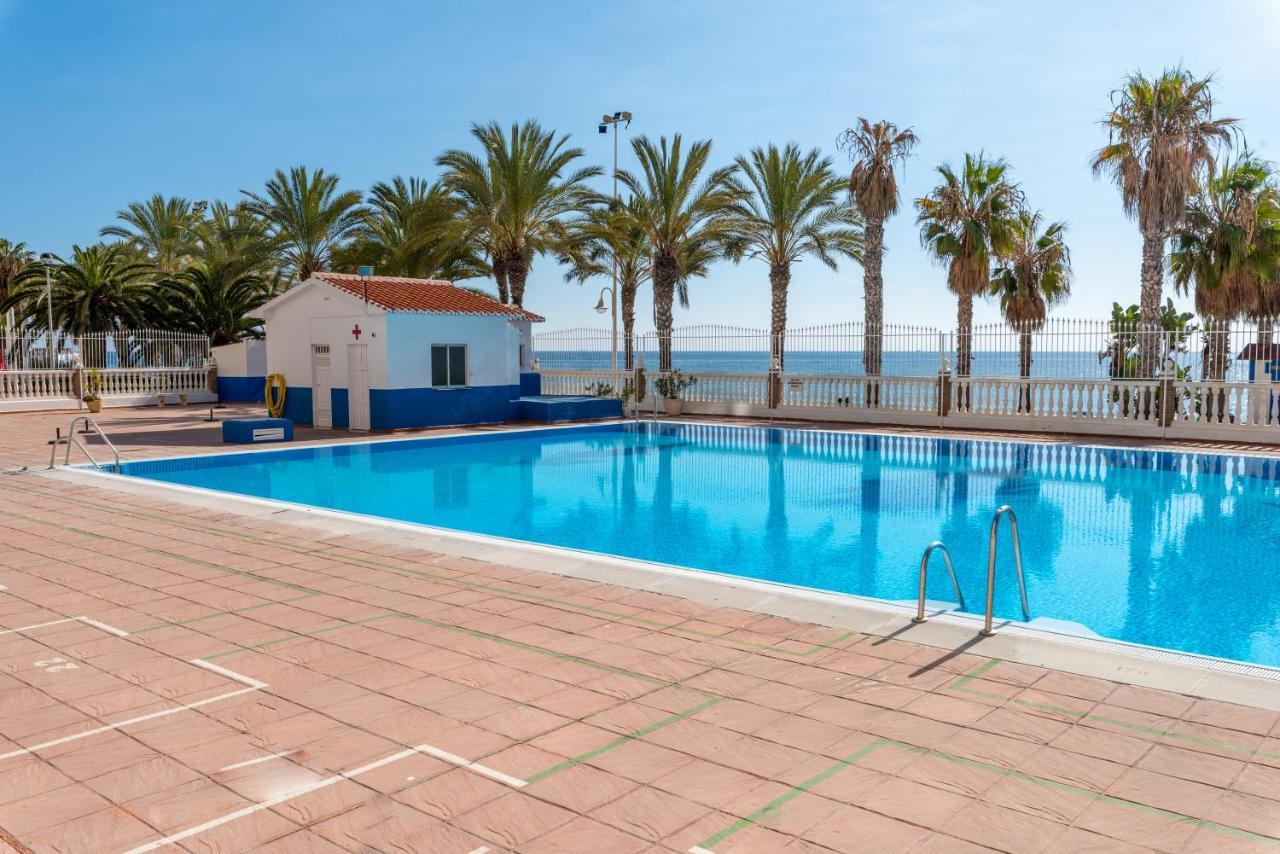 50 Mts Beach With Sea Views Pool ألغاروبو - كوستا المظهر الخارجي الصورة
