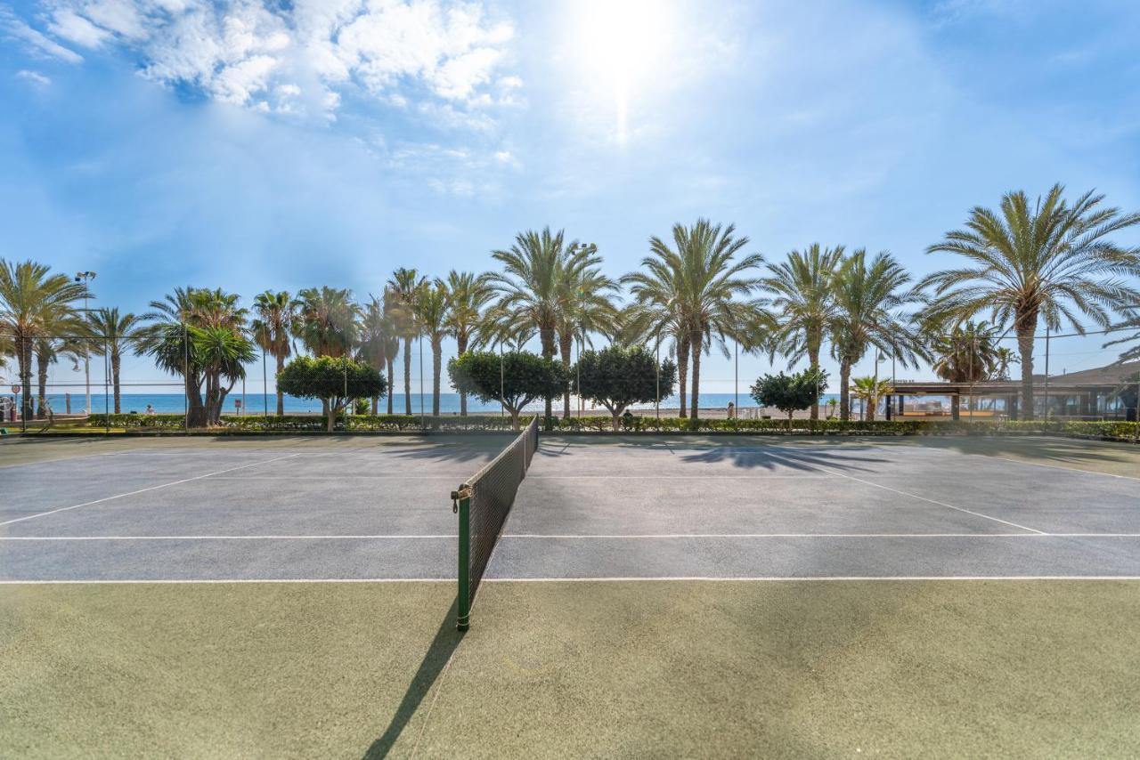 50 Mts Beach With Sea Views Pool ألغاروبو - كوستا المظهر الخارجي الصورة
